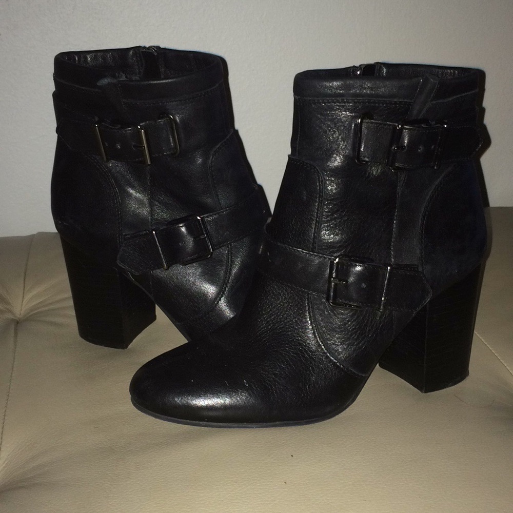 Vince Camuto leather boots, like new